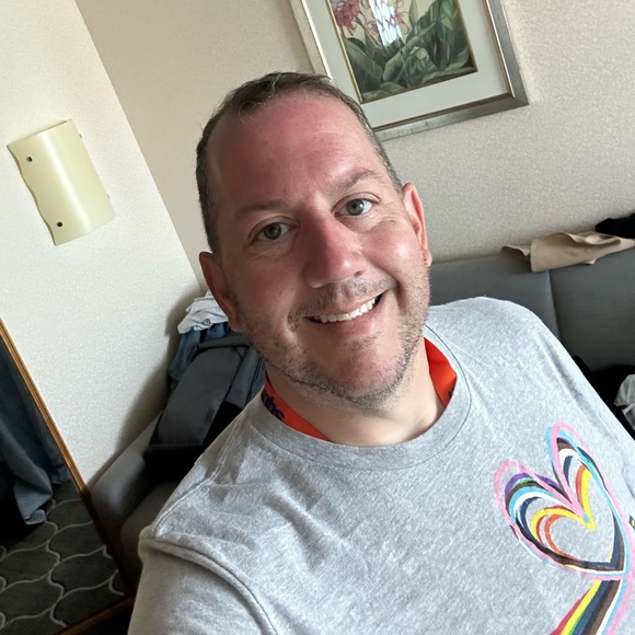 Meet your Posher, Scott - Picture 2 of 2